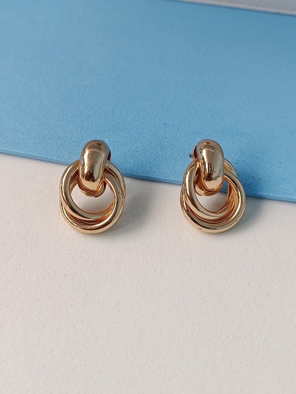 Brinco Elo Entrelaçados - Imagem 3