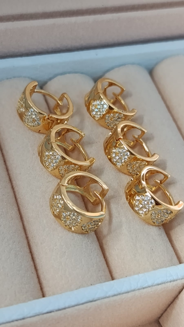 TRIO ARGOLINHA, CRAVEJADO COM MICRO ZIRCONIA