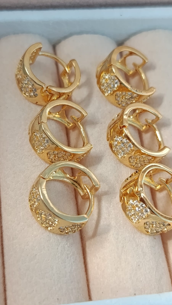 TRIO ARGOLINHA, CRAVEJADO COM MICRO ZIRCONIA - Imagem 3